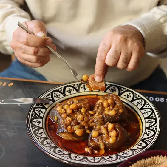 Plat servi à table